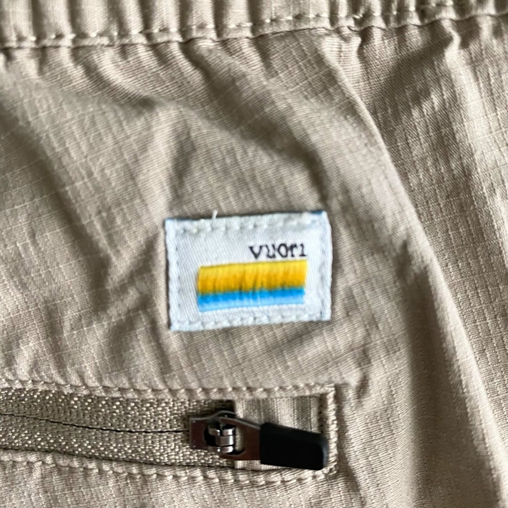 Vuori Tan Chinos & Khakis